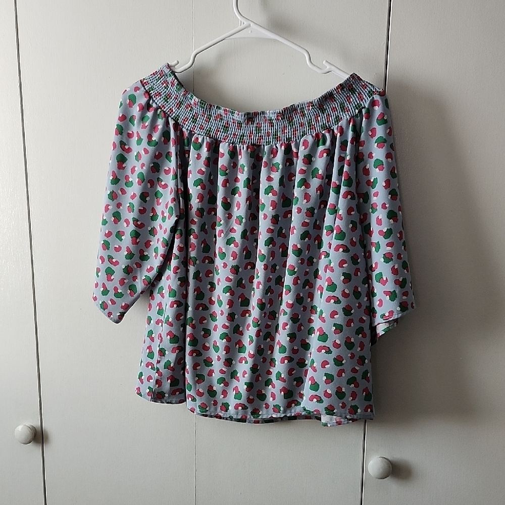 Chic Smocked Blouse with Multicolor Pattern - Picture 4 of 4